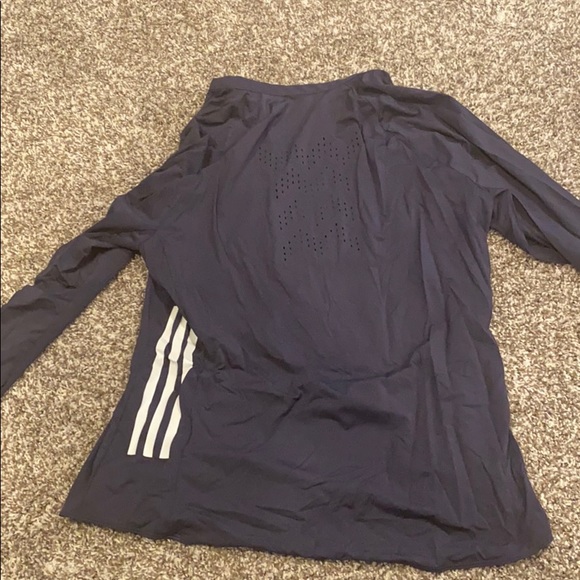 Lightweight adidas quarter zip - Picture 2 of 4